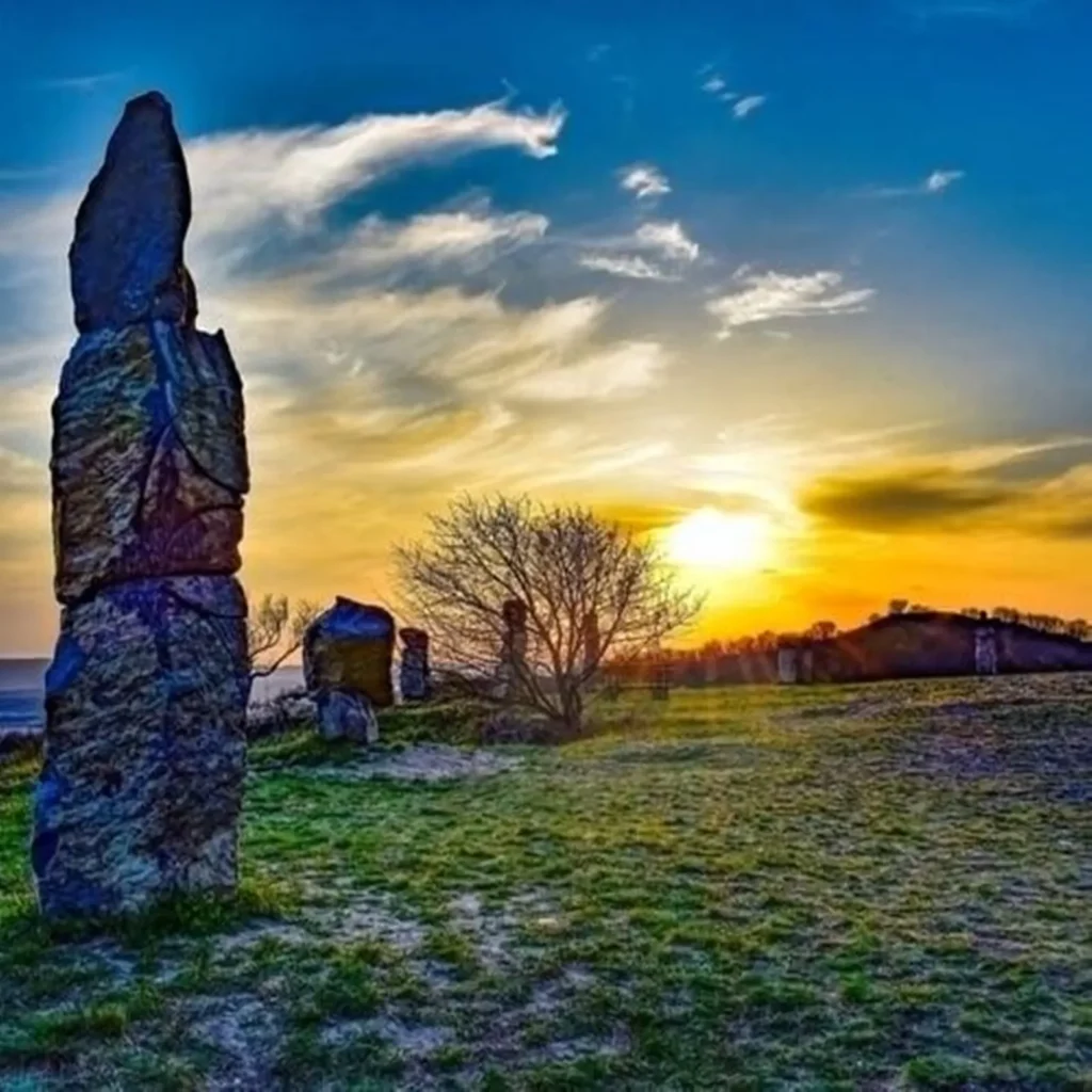 Zalahalápi Stonehenge Ébredo Vulkán Szoborpark